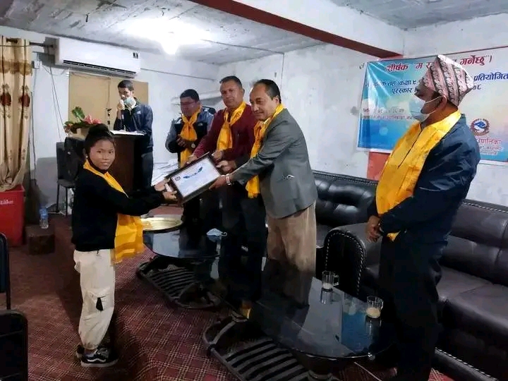 निबन्ध लेखन प्रतियोगितामा पञ्चकन्या प्रथम